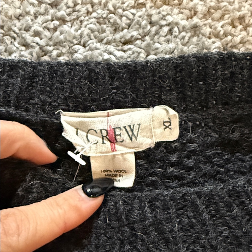 Wool Sweater - Picture 2 of 2
